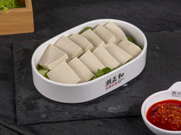 ĐẬU PHỤ TUYẾT 白豆腐
