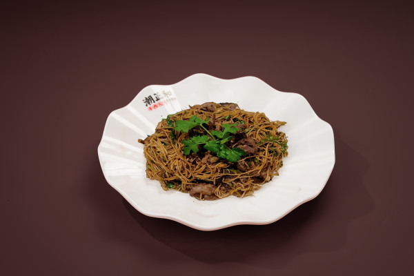 MỲ XÀO BÒ 牛肉面