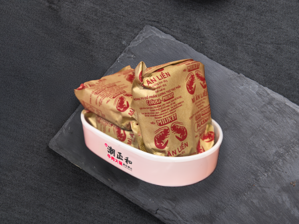 MỲ TÔM 方便面